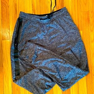 Mens small American Eagle sweatpants -2 pair